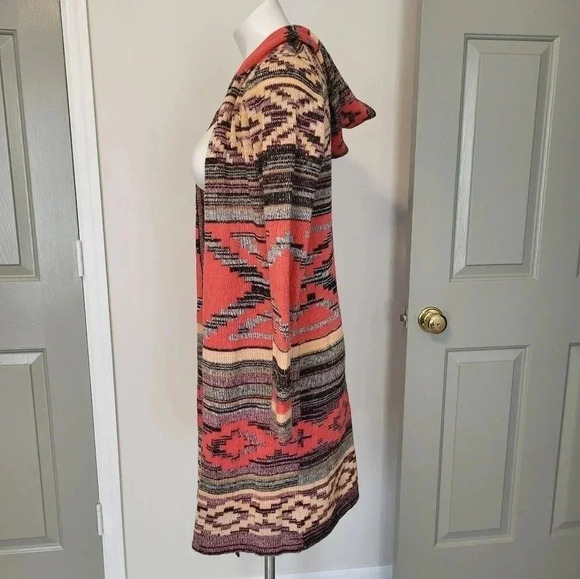 Altar’d State Cotton Blend Open Front Hooded Aztec Cardigan(M) - Picture 2 of 8